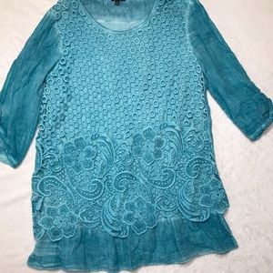 Ladies beautiful turquoise top